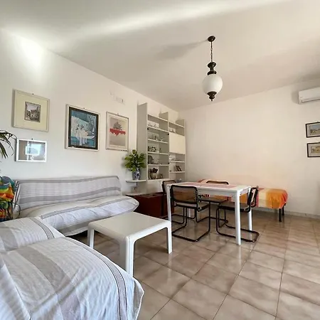 Holiday home Zaffiro In Baia